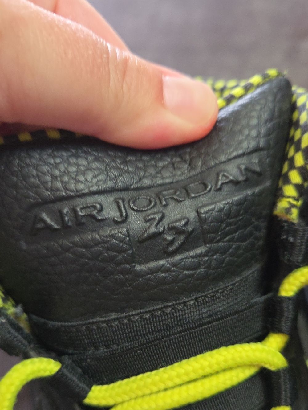 Nike Jordan Size 10.5 Men’s Black with Neon Yellow Accent High-Top Sneakers - Picture 7 of 13